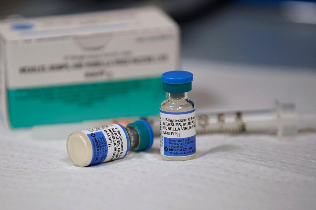 Two Children at Chicago Illegal Immigrant Shelter Diagnosed With Measles