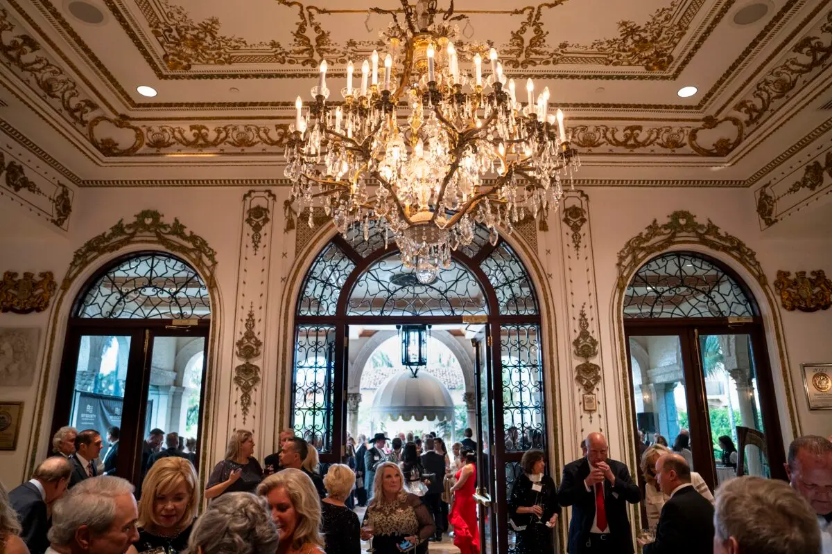 917 Society attendees at the Mar-a-Lago Club in Palm Beach, Fla., on March 7, 2024. (Madalina Vasiliu/The Epoch Times)