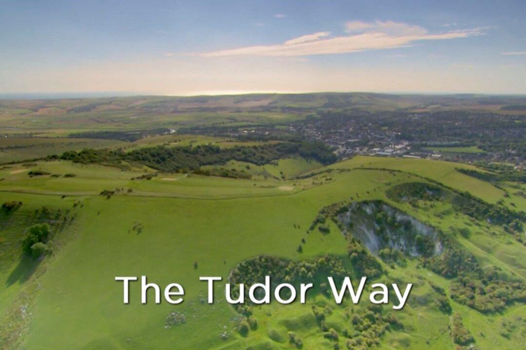 The Tudor Way | Walking Through History S.1, Ep. 3