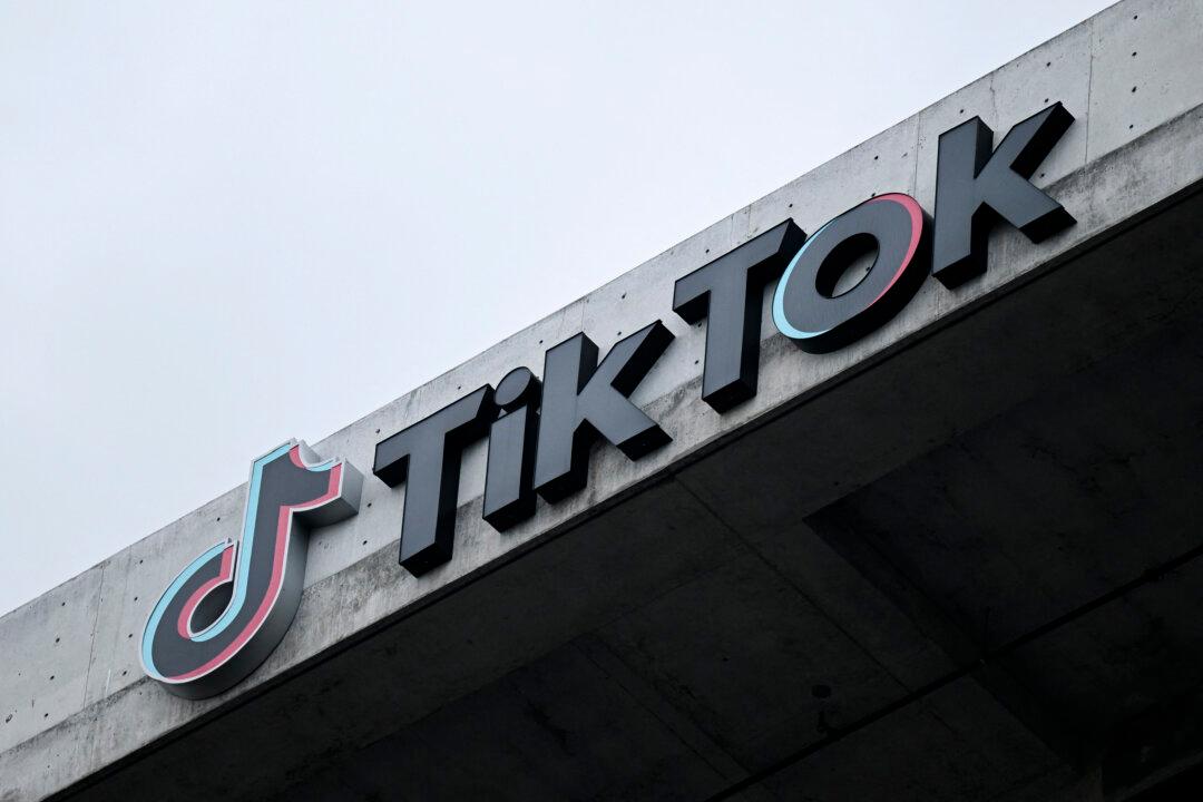 House Panel Unanimously Advances Bill That Could Ban TikTok