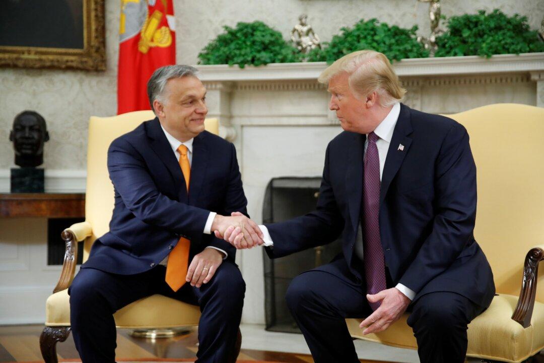 Trump Meets With Hungarian Leader Orban; Discussions Focus on Border Security