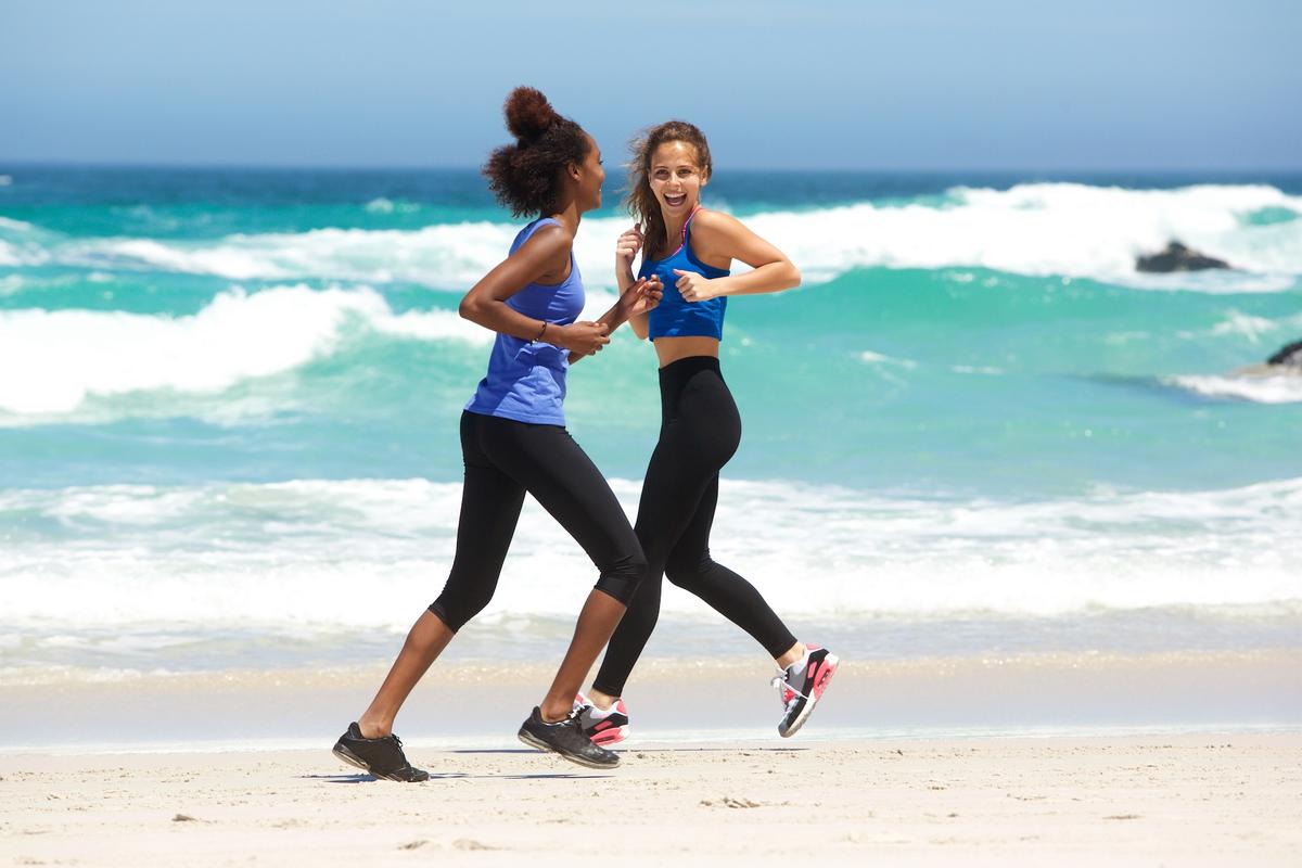 Step Backward to Move Forward: 5 Health Benefits of Retro Walking