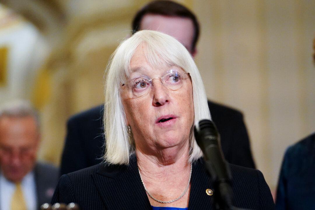 Sen. Patty Murray Pushes for Veteran Access to IVF in Wake of Alabama Supreme Court Ruling