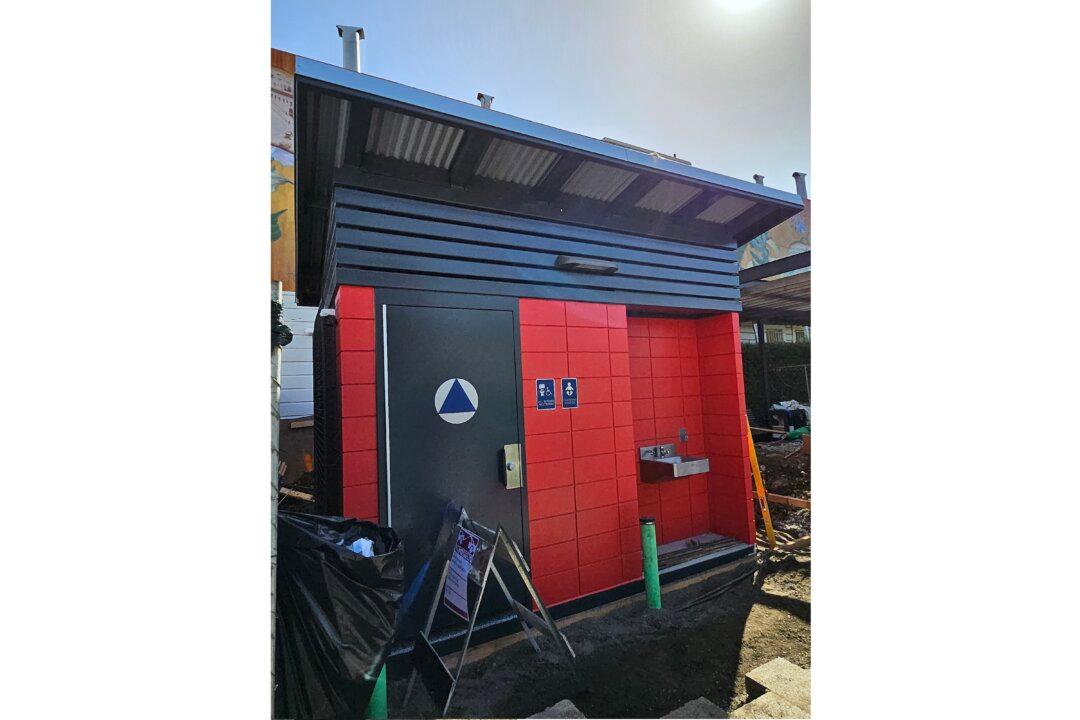 City of San Francisco Installs $1.7 Million Public Restroom