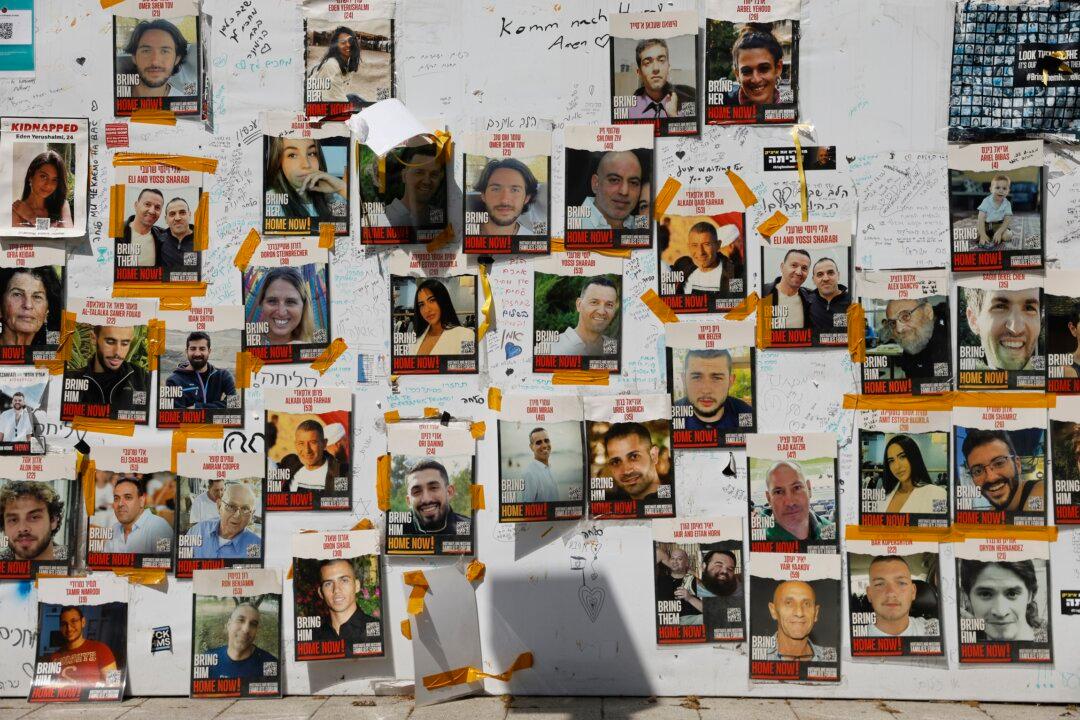 ‘Deal on the Table’: Biden, 17 Other World Leaders Urge Hamas to Release Hostages