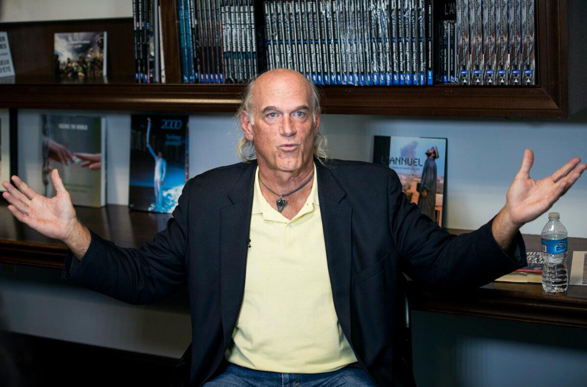 Former pro wrestler Jesse Ventura in Washington on Oct. 4, 2013. (Brendan Smialowski/AFP via Getty Images)