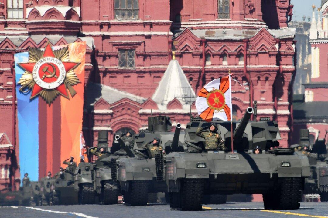 ANALYSIS: Is Russia’s T-14 Armata Tank a Costly Marvel or a Strategic Misstep?