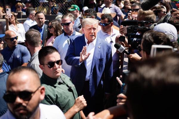 Secret Service Agent Blocked Trump From Going to Capitol on Jan. 6: Driver