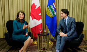 Alberta Premier Tells Trudeau Pausing Carbon Tax Hike Would Be ‘Political Win’