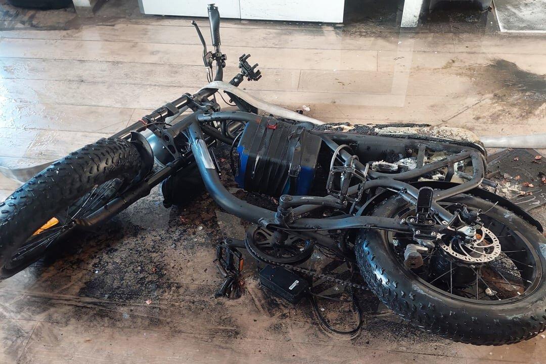 Sydney Teen Saved From E-Bike Fire by Off-Duty Firefighter