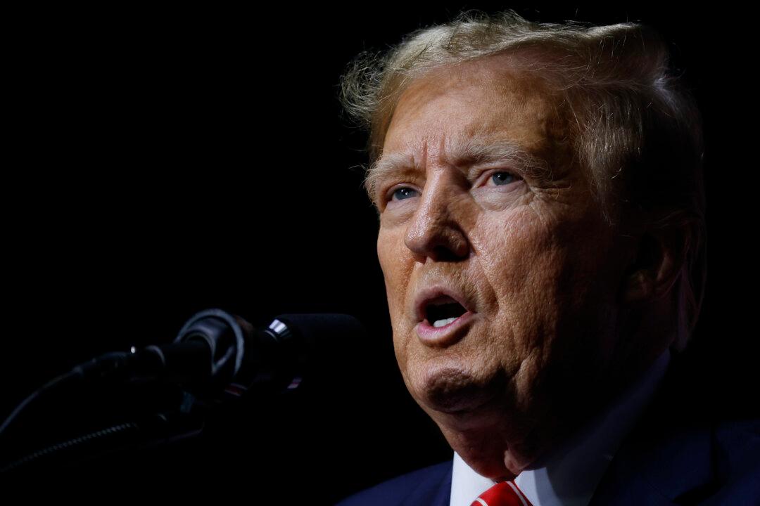 NY Judge Delays Trump Trial as Defense Seeks Sanctions, Dismissal