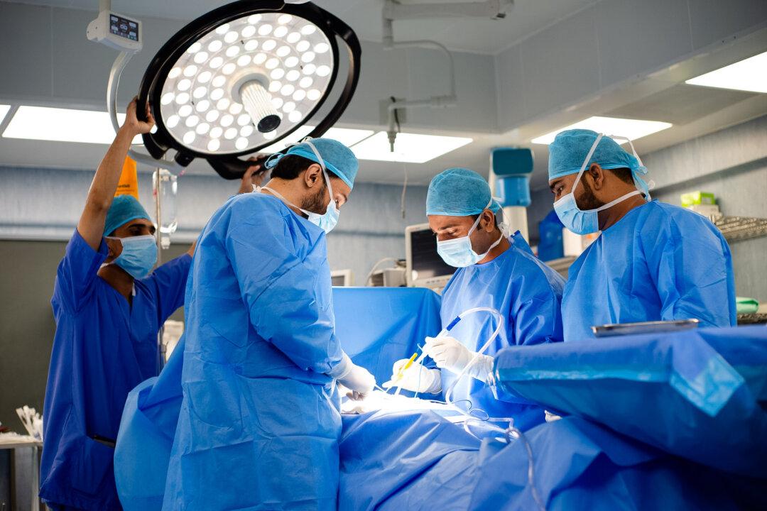 Weight-Loss Surgery Side Effects Haunt Many