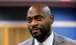 Special Prosecutor in Trump Case Steps Down