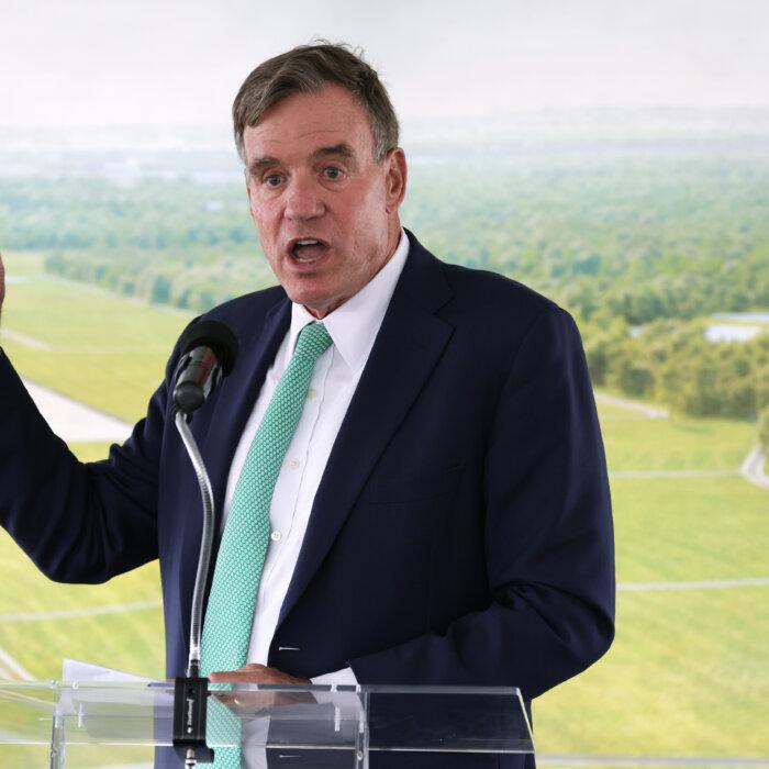 Sen. Warner Says US Troops Could End Up ‘In Conflict’ If $61 Billion Ukraine Aid Package Not Passed