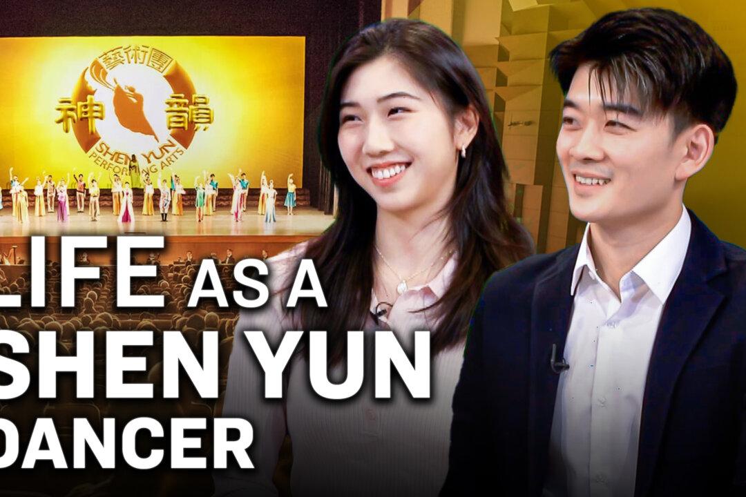 Siblings Share Lives as Shen Yun Dancers: Exclusive Interview
