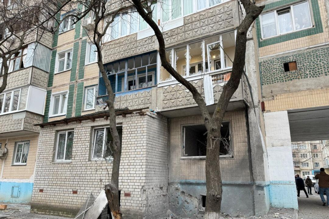 2 Killed in Shelling of Russian Border City Belgorod, Governor Says