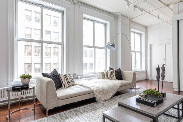 The same living room made bright and fresh. (Provided photo/TNS)