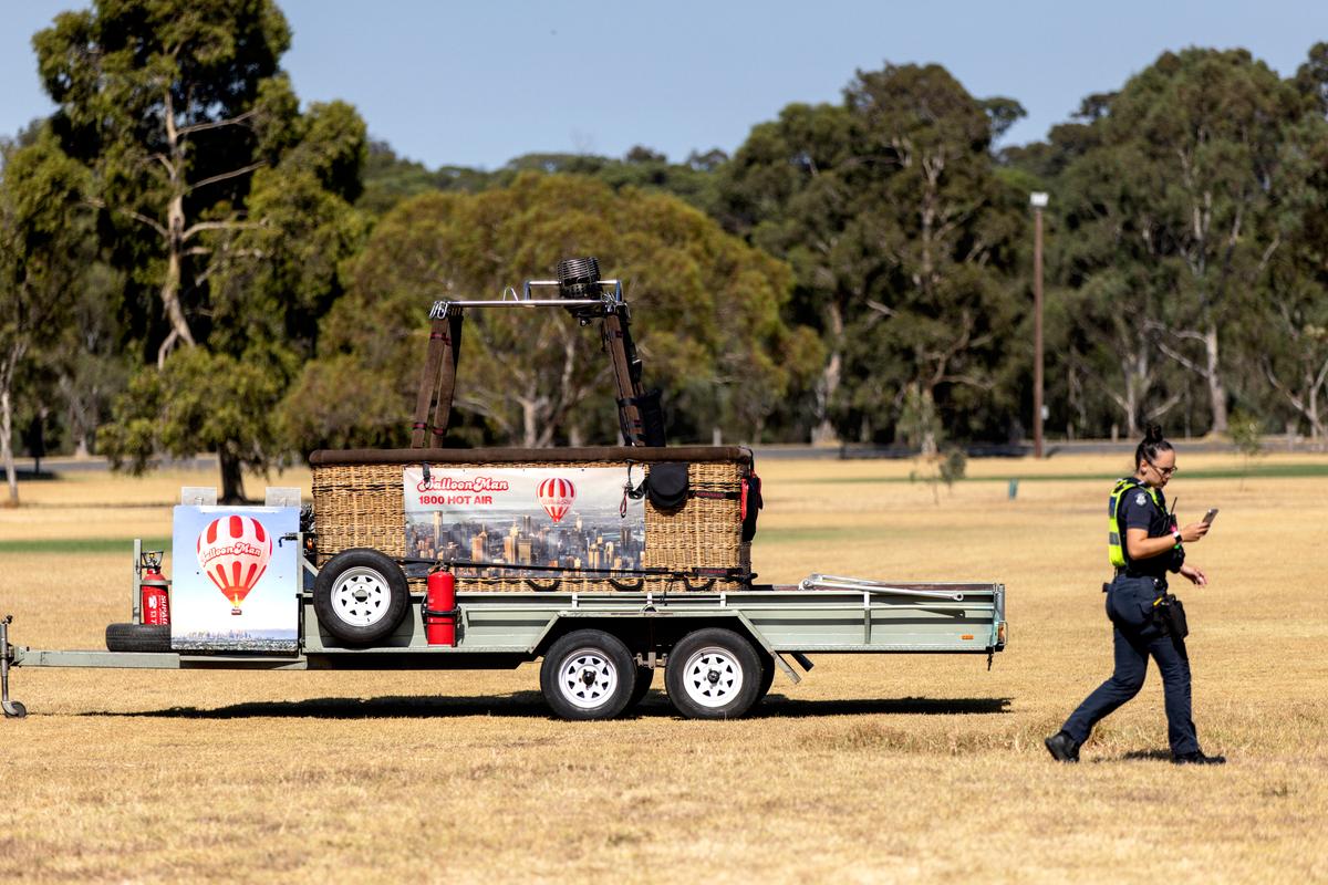Man Falls to Death From Hot-Air Balloon in Australia