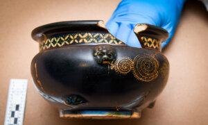 FBI Returns Looted Relics Taken From Japan at End of World War II