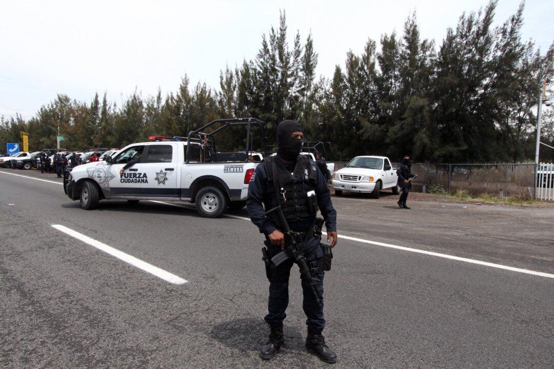 3 Police Officers Killed in Attack on Western Mexico Highway