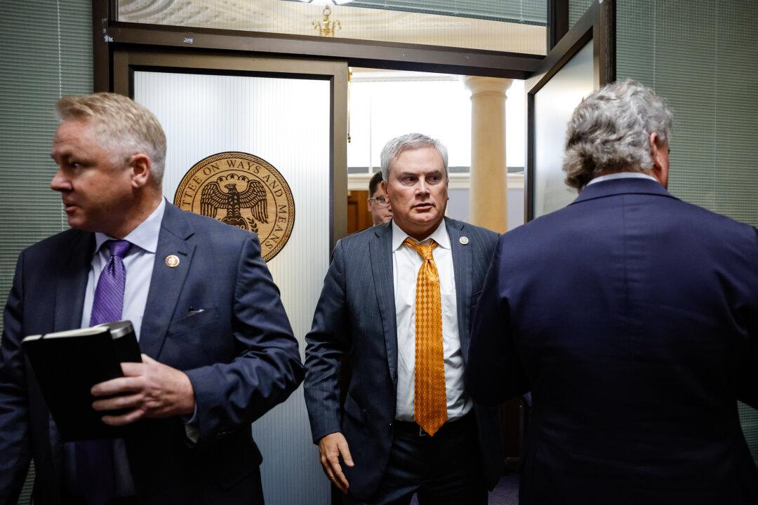 House Oversight Republicans Launch New Probe Into Biden Admin’s LNG Export Pause