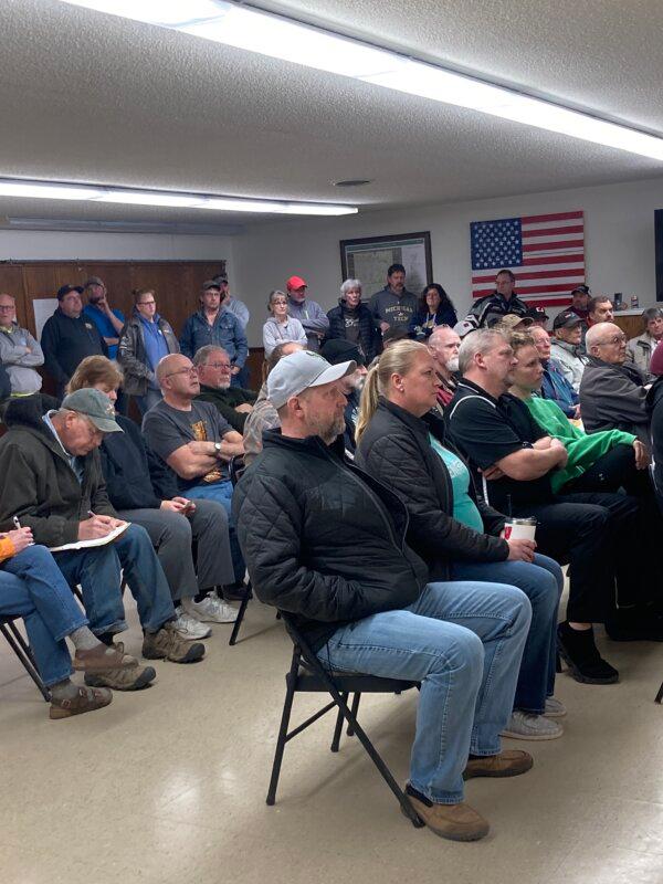 Wisconsin community members gather to hear their options at a Farmland First meeting, in 2024. (Courtesy of Barb Machtan)