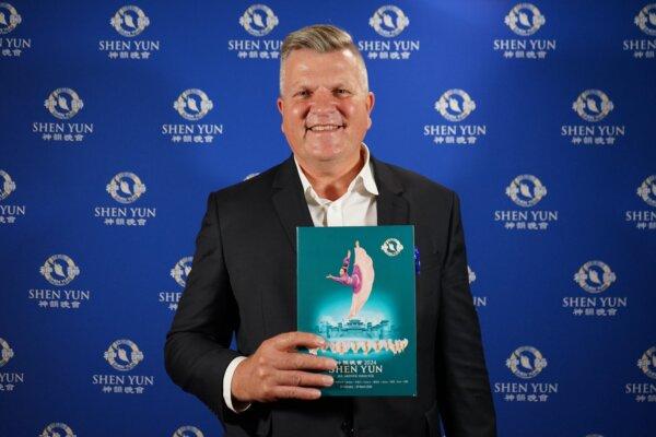 Tim Houweling, lawyer of Cornerstone Legal, attends Shen Yun Performing Arts at His Majesty’s Theatre in Perth, Australia, on March 19, 2024. (NTD)