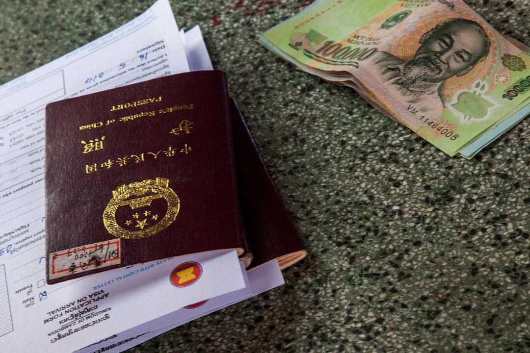 Chinese Authorities Tighten Passport Issuance to Hinder Citizens From Fleeing Overseas