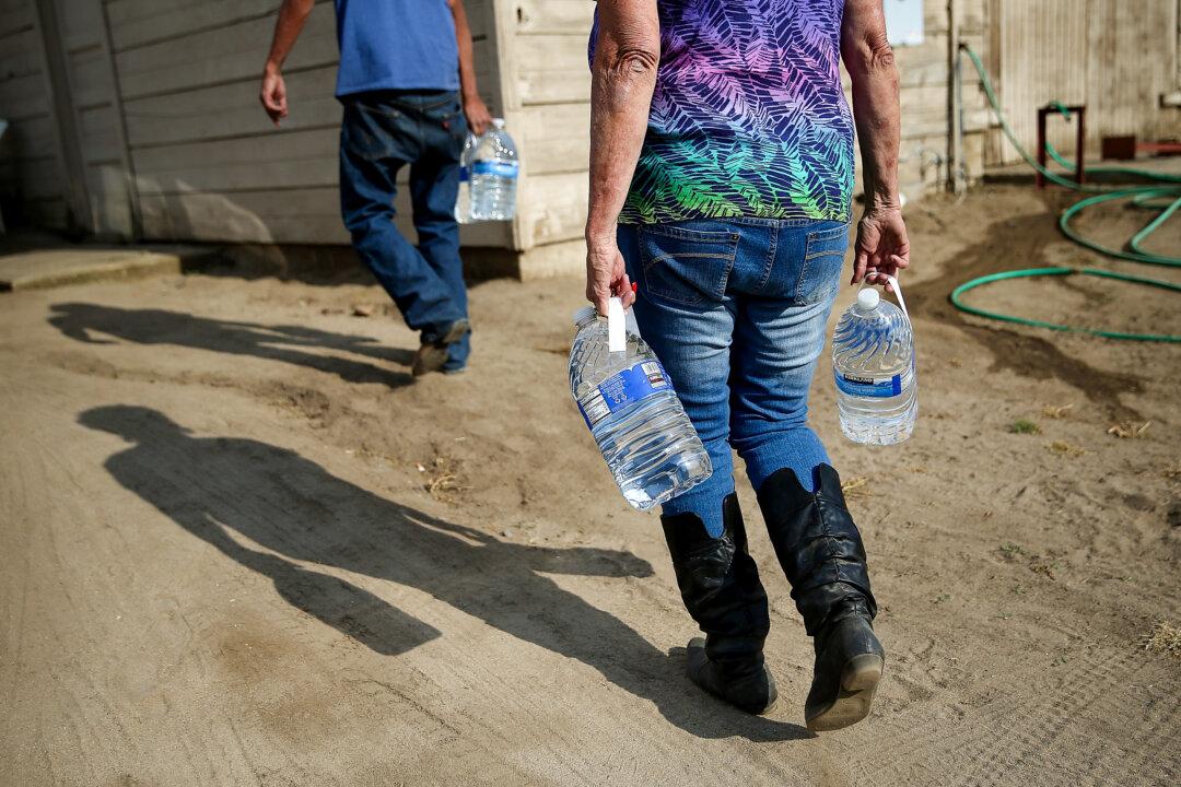 Federal Agency Issues Warning About Drinking Water