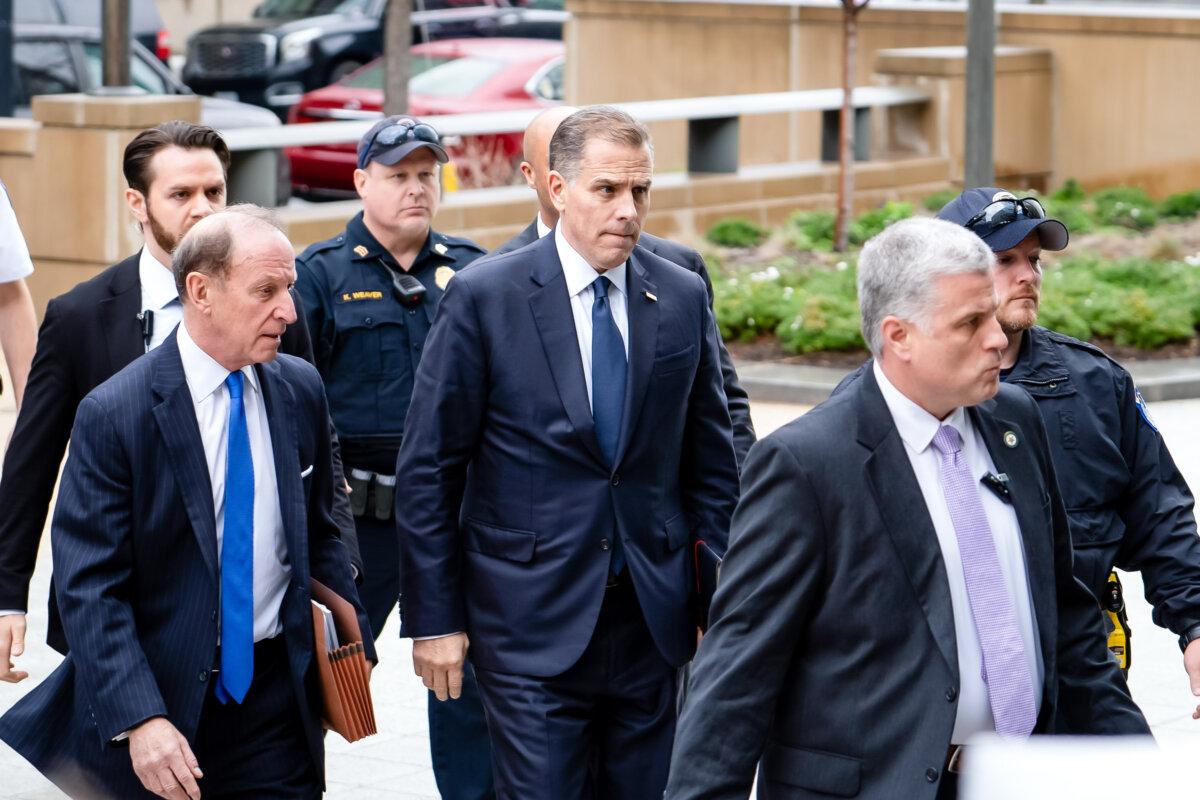 Hunter Biden (C), President Joe Biden's son, arrives at the Thomas P. O'Neill Jr. House Office Building in Washington on Feb. 28, 2024. (Madalina Vasiliu/The Epoch Times)