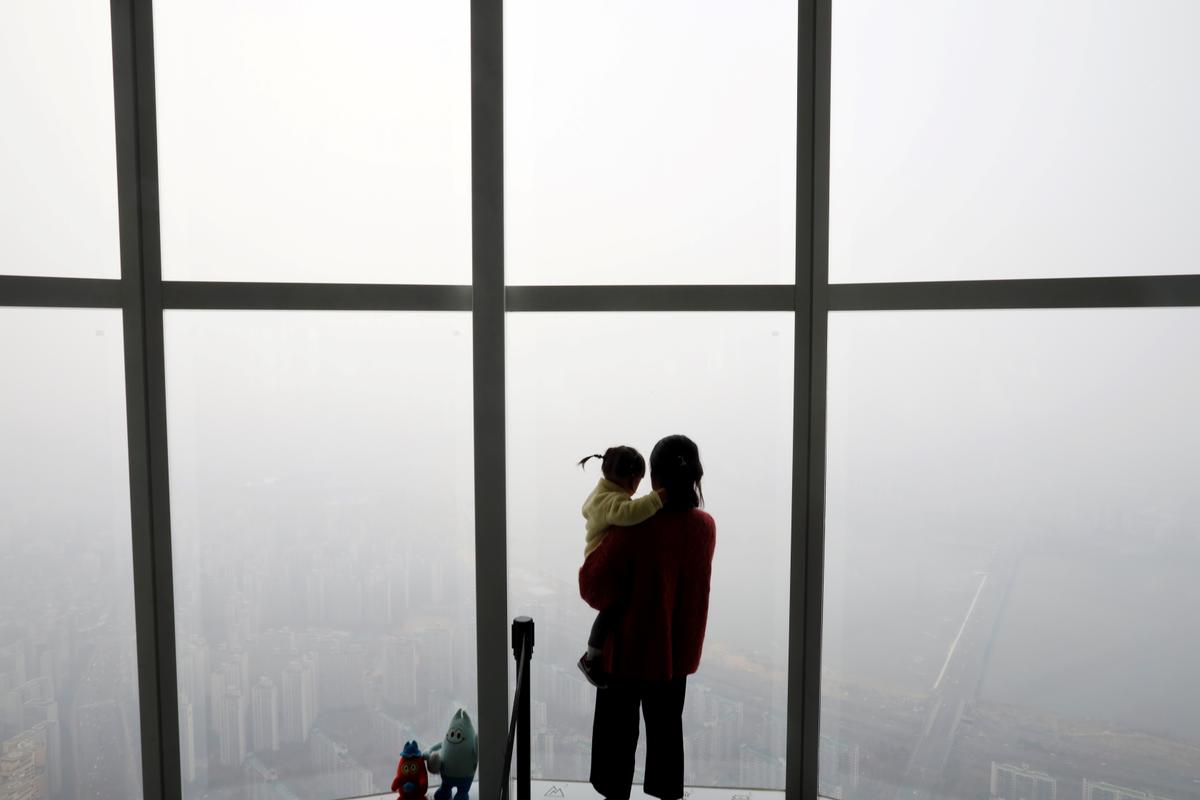 Global Fertility Rates in Decline: Study