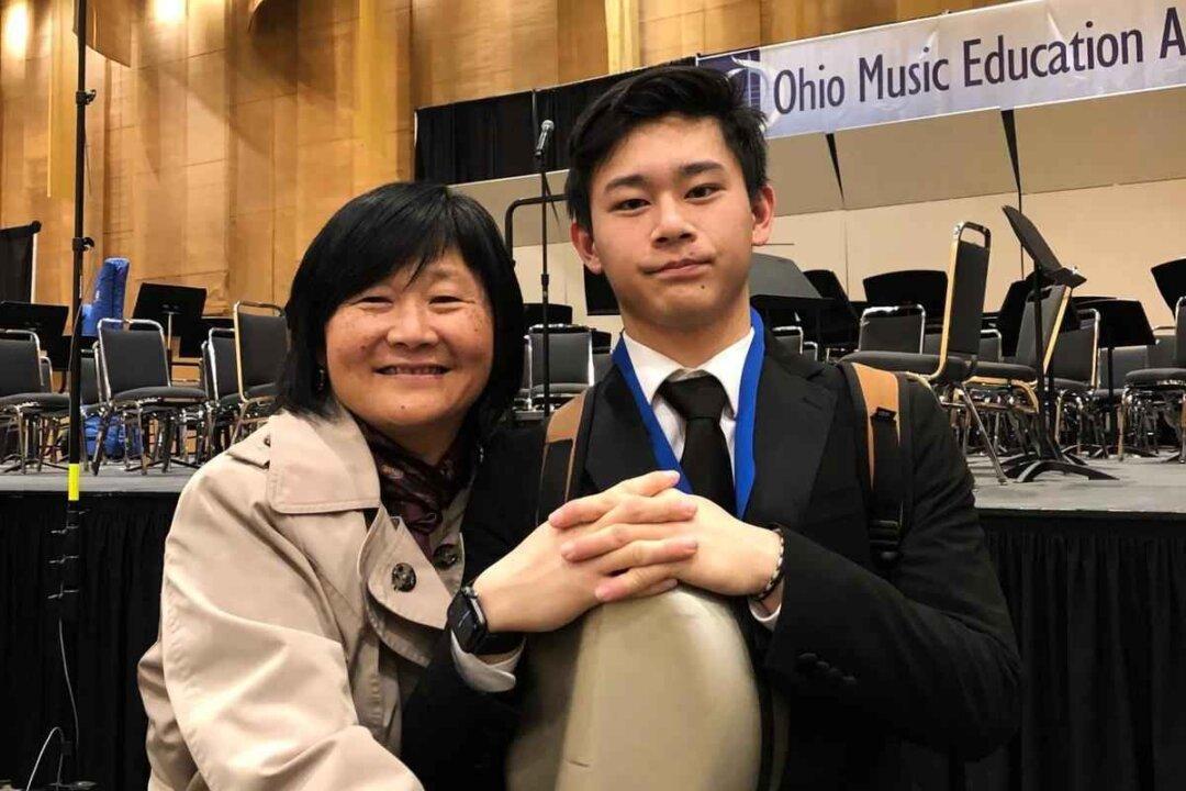 Taiwanese American Miraculously Conceives After 18 Years of Infertility