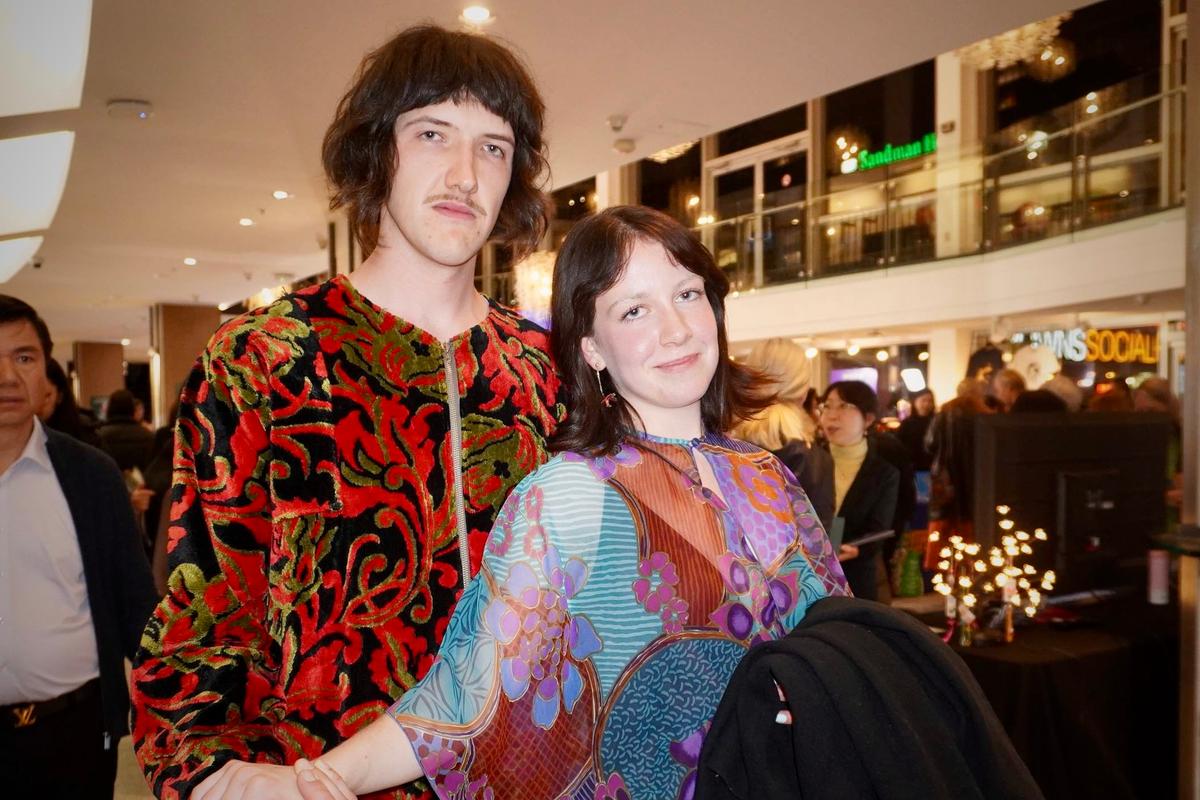 Shen Yun ‘Dancers Are Angels. They’re Children of God,’ Says Painter