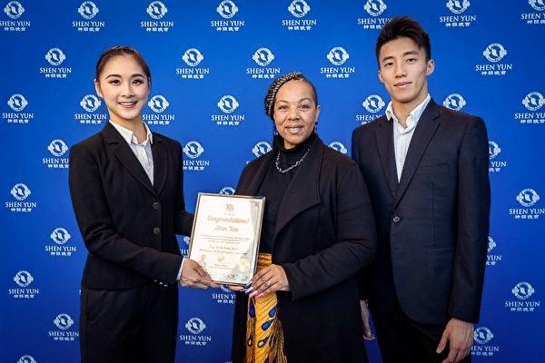 Ontario Cabinet Minister Sees Educational Value and Theme of Kindness in Shen Yun