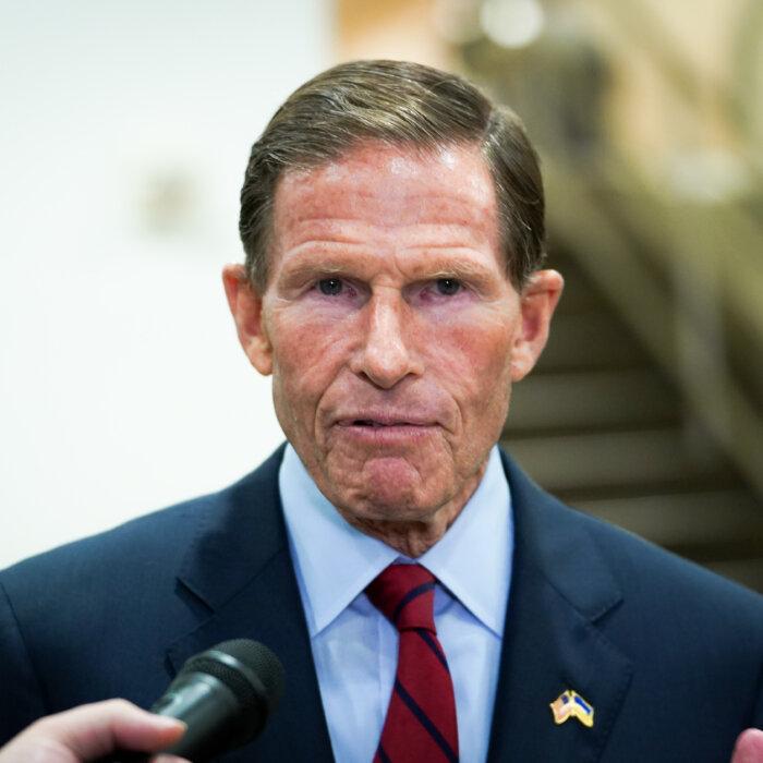 Senators Urge DNI to Declassify Information About TikTok’s Risks