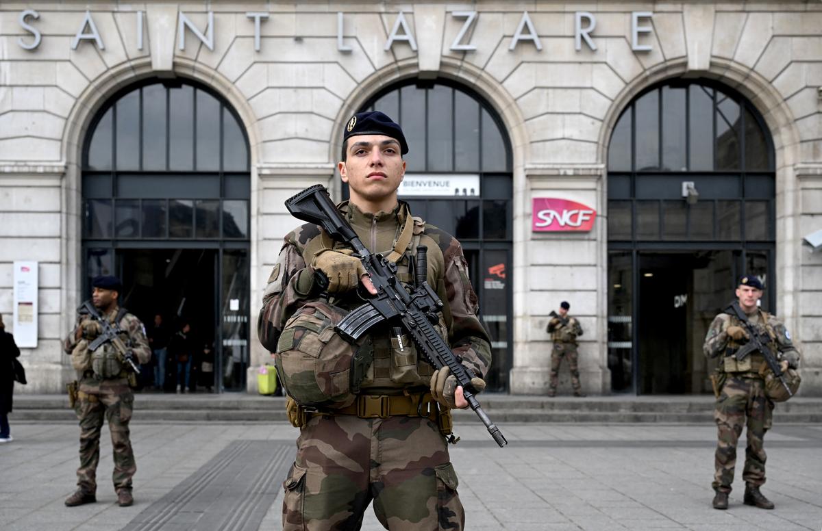 France Under Highest Terror Alert in Wake of Moscow Concert Hall Attack