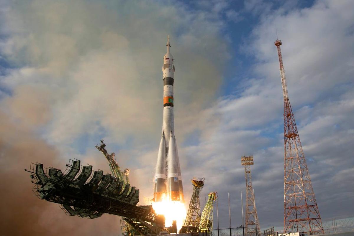 Russia Sends 3 Astronauts, Including an American, to International Space Station
