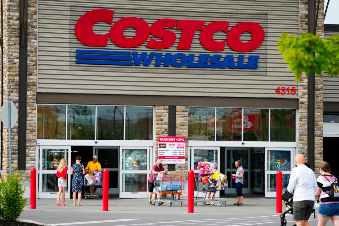 Costco Is Selling up to $200 Million in Gold Bars Each Month