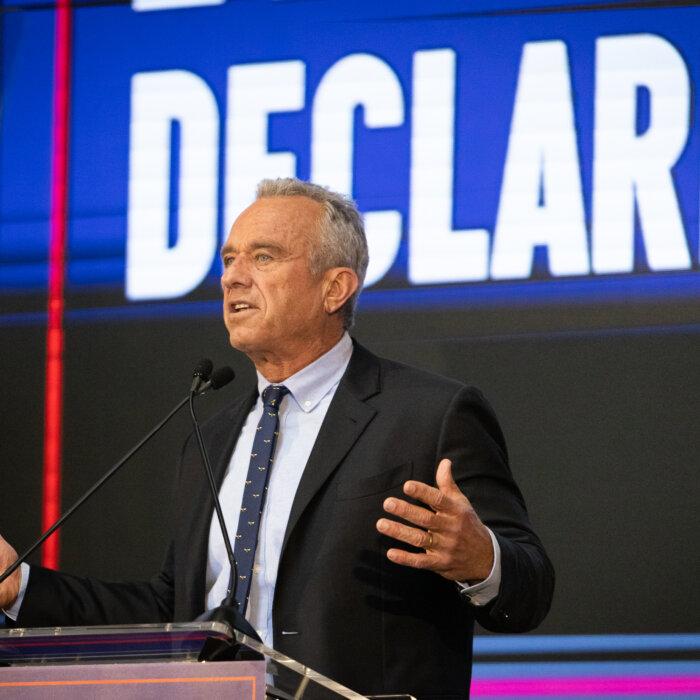 RFK Jr.’s ‘Night of Laughter’ Illustrates Unconventional Fundraising Strategy