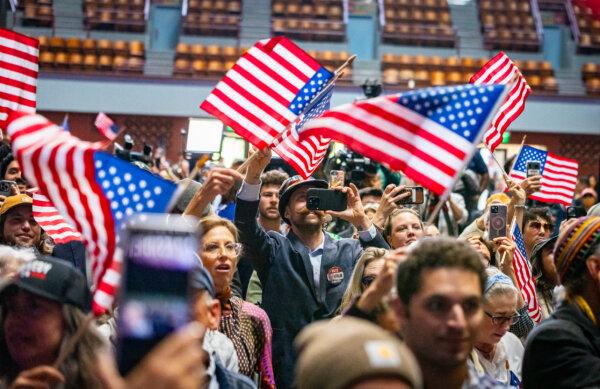 Supporters of presidential contender Robert F. Kennedy Jr. gather to hear him announce his choice for vice presidential running mate in Oakland, Calif., on March 26, 2024. (John Fredricks/The Epoch Times)