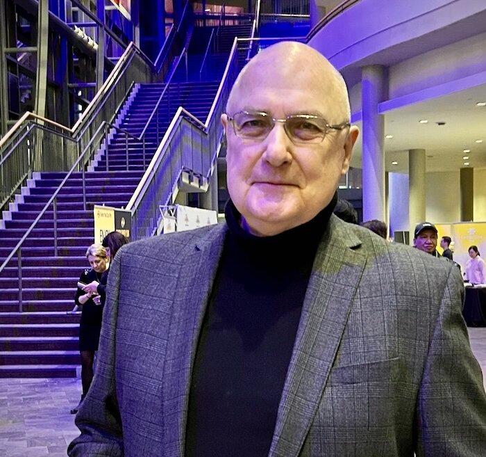 Broadcaster Roy Green to End Show Amid Cancer Battle