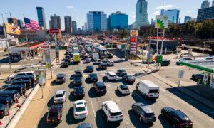 Feds Greenlight NYC Congestion Pricing Plan, Paving Way for Tolls to Start on Jan. 5