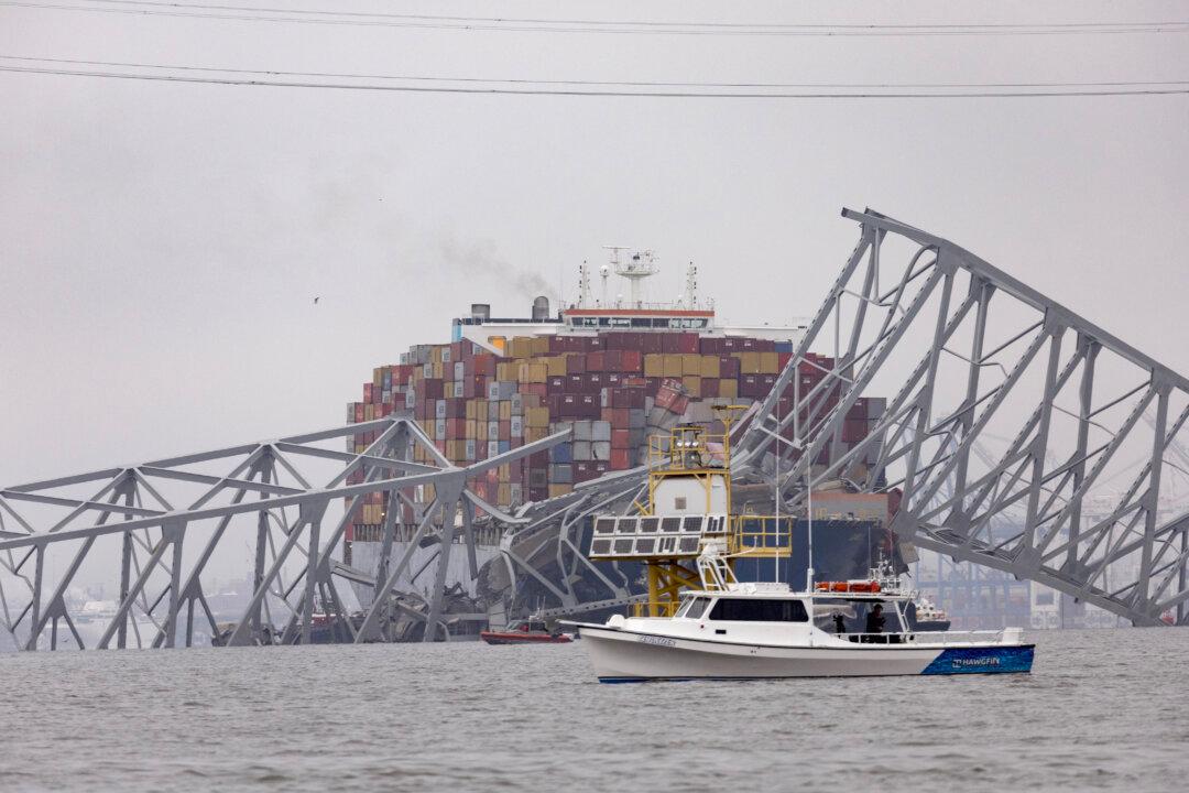 Mayday Call From Ship Shortly Before Bridge Collapse Released
