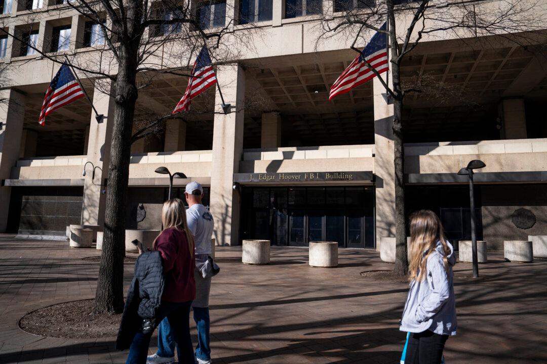 Federal Agency Issues Warning on Rise of Phone Impersonation Scams