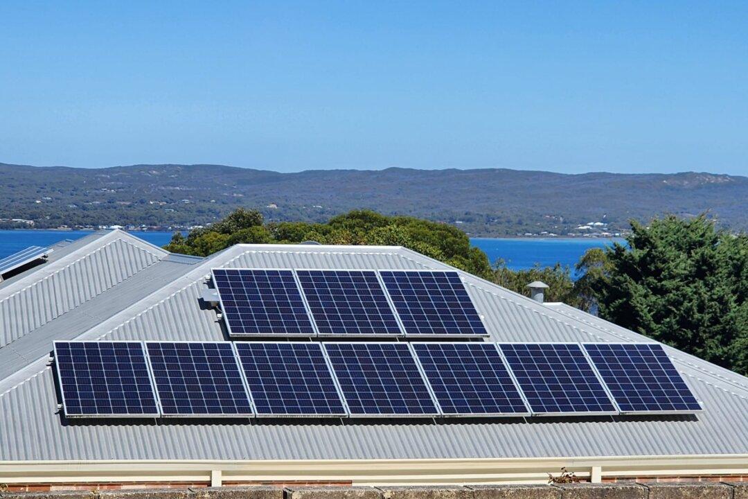 Federal Government to Help Western Australia Build More Solar, Wind Projects
