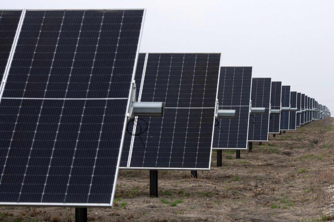 House Democrats Propose Plan to Strengthen Grid After GOP Rollback of Clean Energy Credits