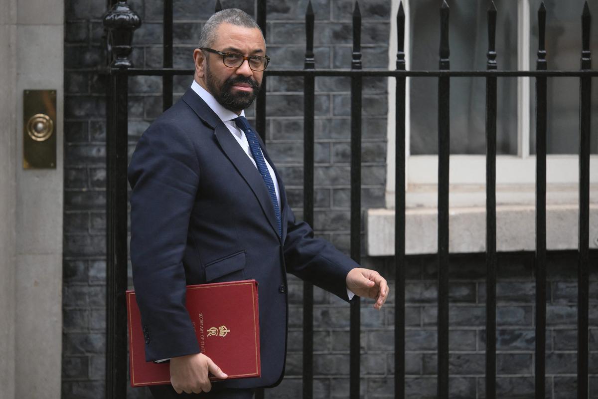 Don’t Let the Asylum System Be Exploited, Cleverly Warns Churches