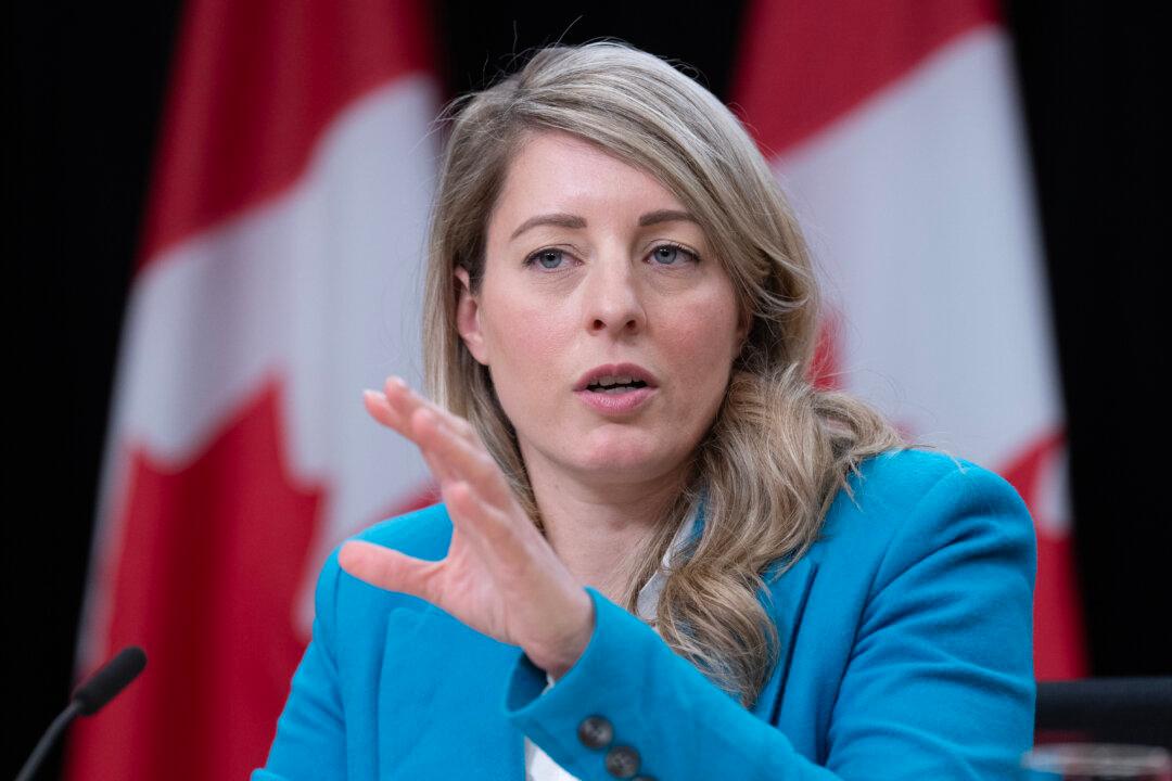Canada Unveils New Arctic Foreign Policy, Plans to Appoint Ambassador for Region
