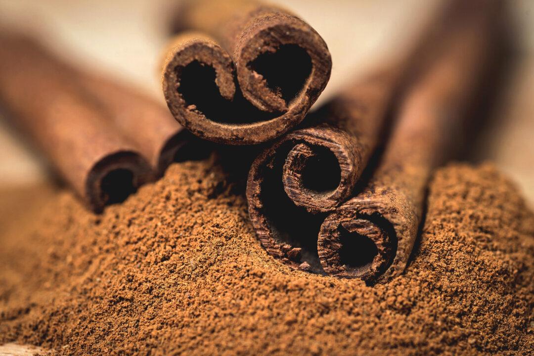 Cinnamon Derivative Boosts Hair Growth by 25 Percent