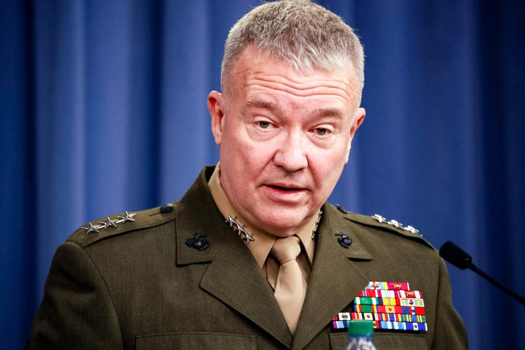 Former Top General Warns of ‘Inevitable’ ISIS Terrorist Threat in US